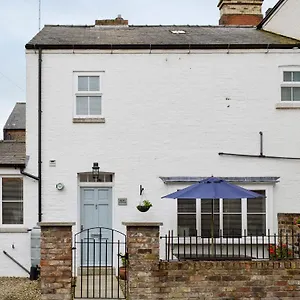 Mews Holiday home